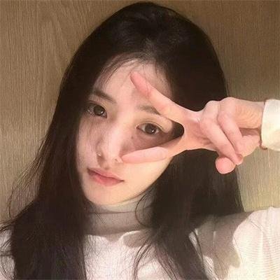 地铁女孩